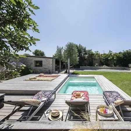 999 Le Moulin - Pool And Nature